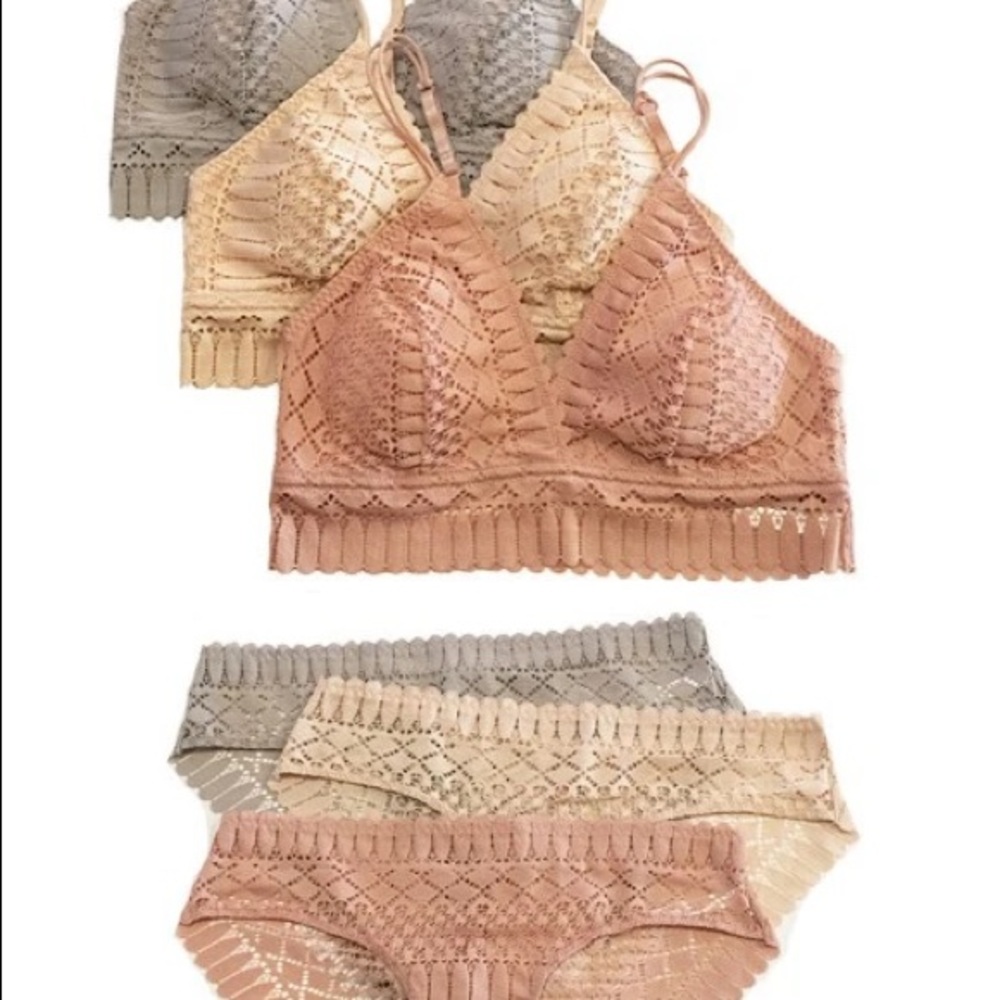 Lace bralette/panty set